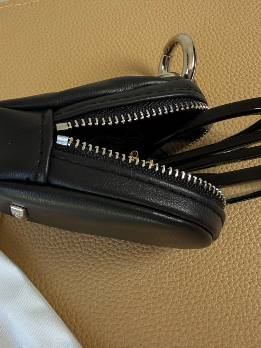 GENTLE MONSTER Black Acetate Sunglasses with Gold Logo - Picture 10 of 11